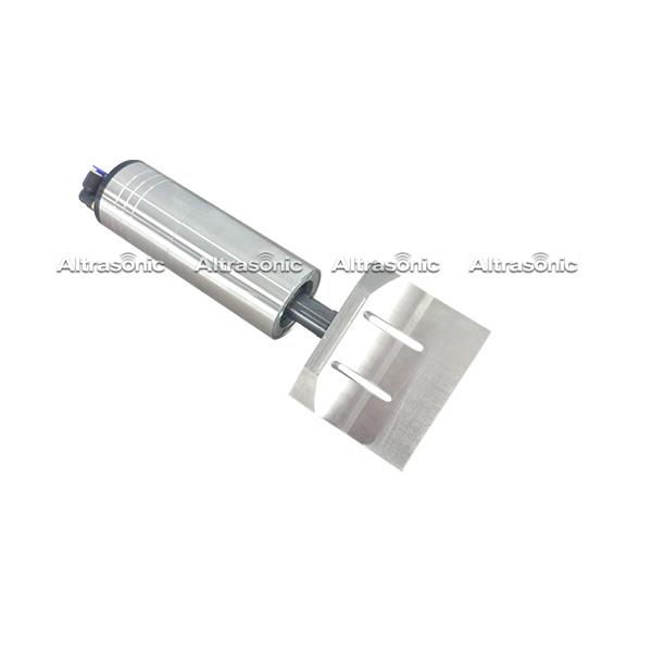 ultrasonic rubber cutting machine (2)